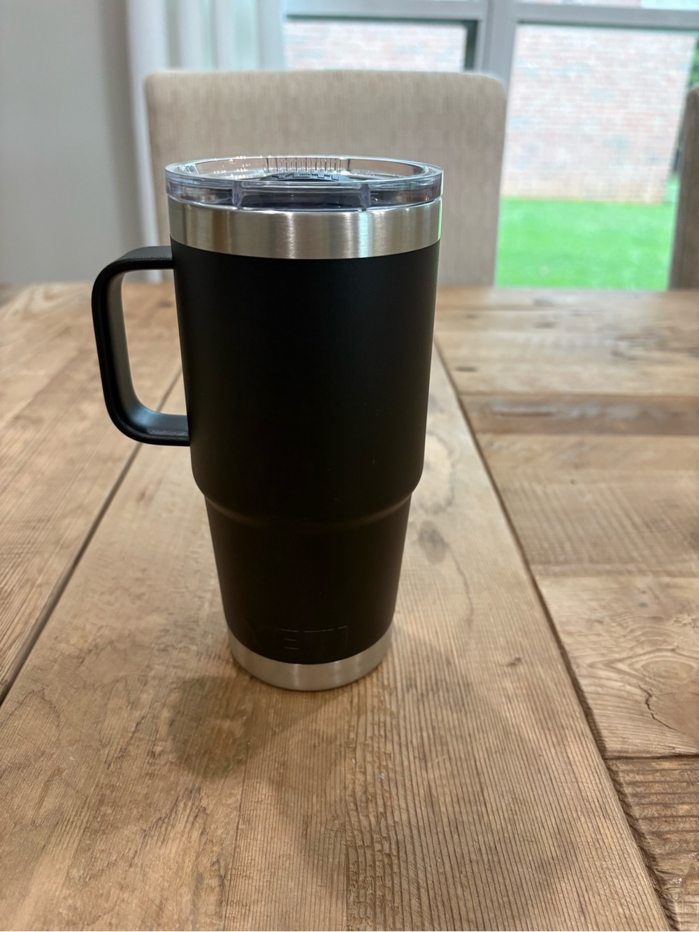 Yeti Black 20oz Stainless Steel Travel Mug with Handle and screw top